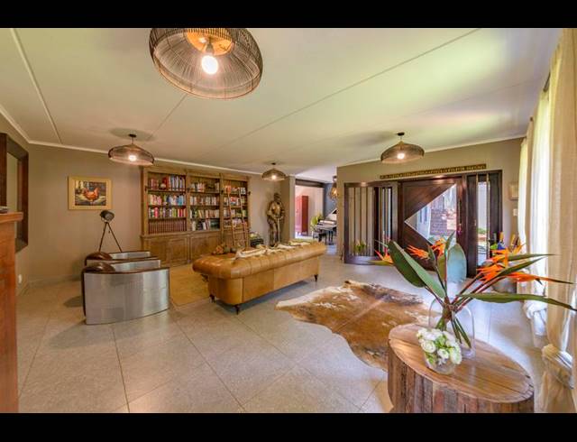 4 BEDROOM HOUSE FOR SALE IN WATERKLOOF HEIGHTS